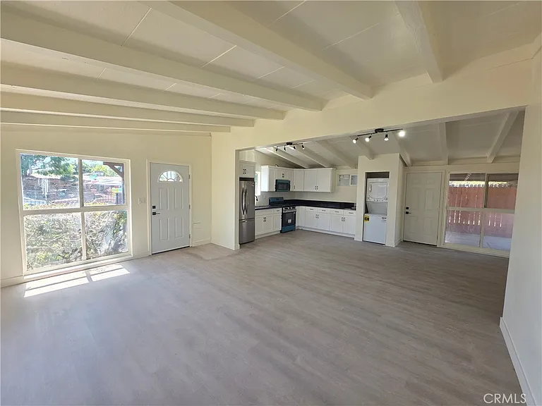 13030 Bradwell Ave — Photo 5