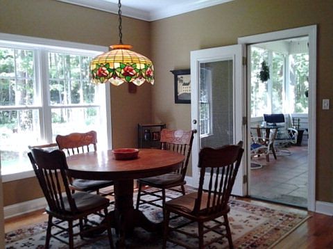 5th image of 108 Arlington Dr