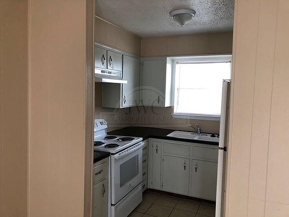 4th image of 301 Liberty St #168070524