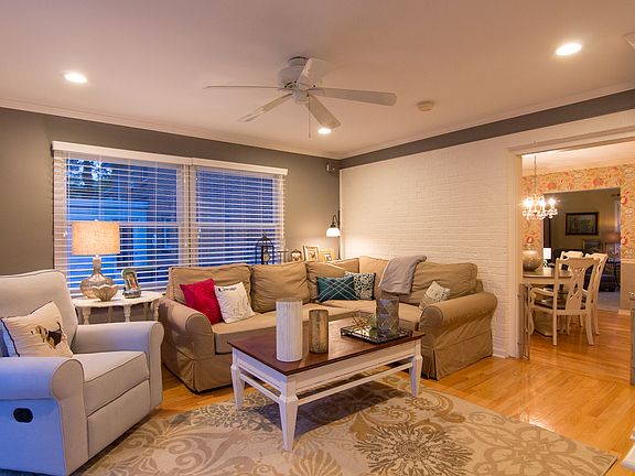 3rd image of 1022 San Juan Dr SE