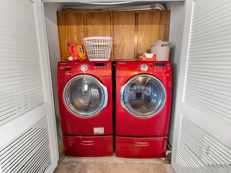 1402 Mears Dr #2 — Photo 9