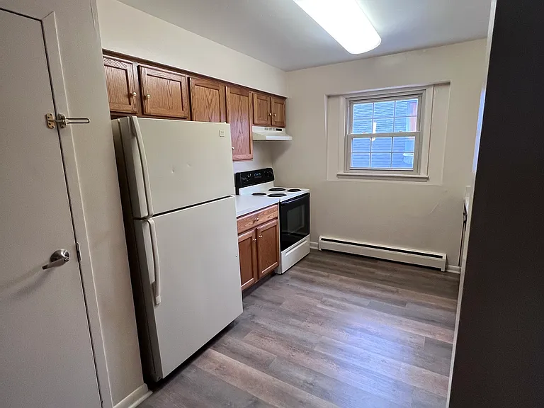 17680 Mahoning Ave #1 — Photo 4