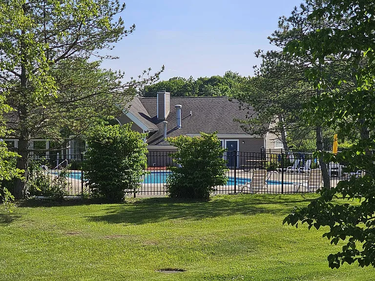 3376 Endsleigh Ln — Photo 16