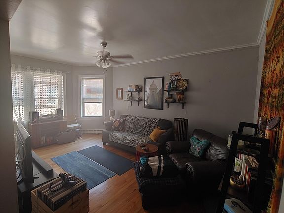 3rd image of 342 S Austin Blvd #2H