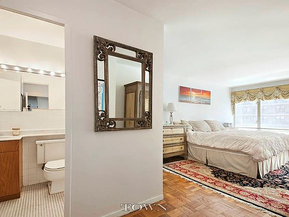 4th image of 315 W 70th St APT 9K