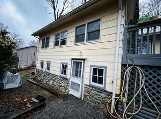 7 Hillcrest Trl, Monroe, NY 10950