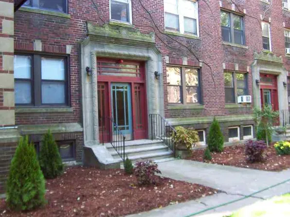 64 Dana St #24, Cambridge, MA 02138