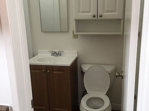 5th image of 17713 Woodruff Ave APT 3