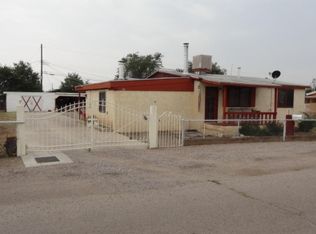 108 Pueblo Luna Dr NW, Albuquerque, NM 87107