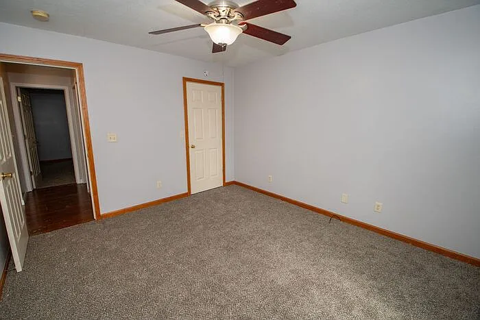 53620 Springfield Ct — Photo 16