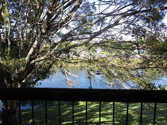 4th image of 2915 Winkler Ave APT 815