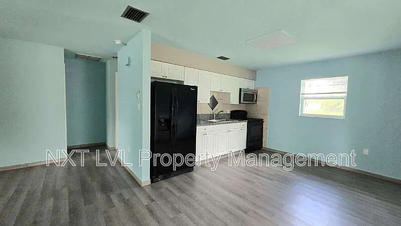 2 bed, 1.0 bath, 840 sqft, $1,295 — Photo 4