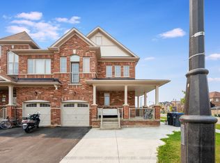 358 Robert Parkinson Dr, Brampton, ON L7A 4C5