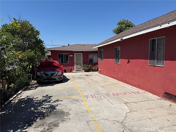 3rd image of 2023 E 76th Pl