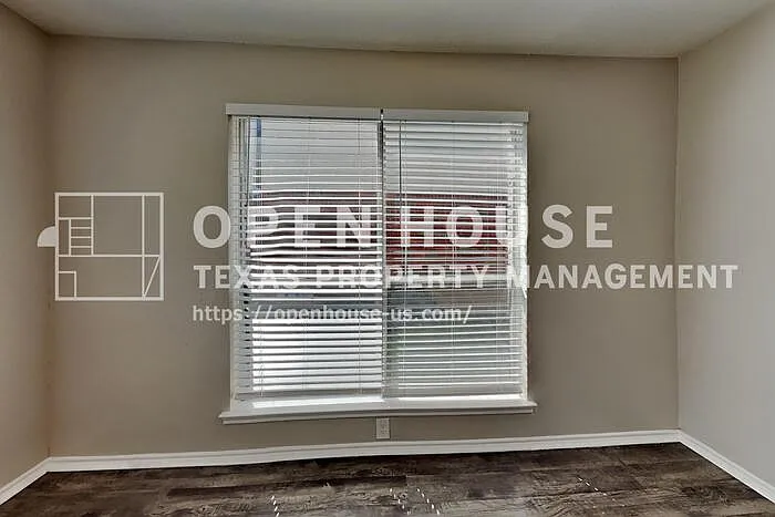 16315 Chimneystone Dr — Photo 7