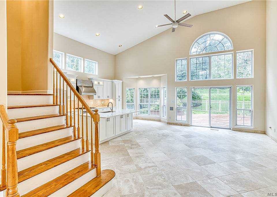 32 Hamlet Dr, Hauppauge, NY 11788 Zillow