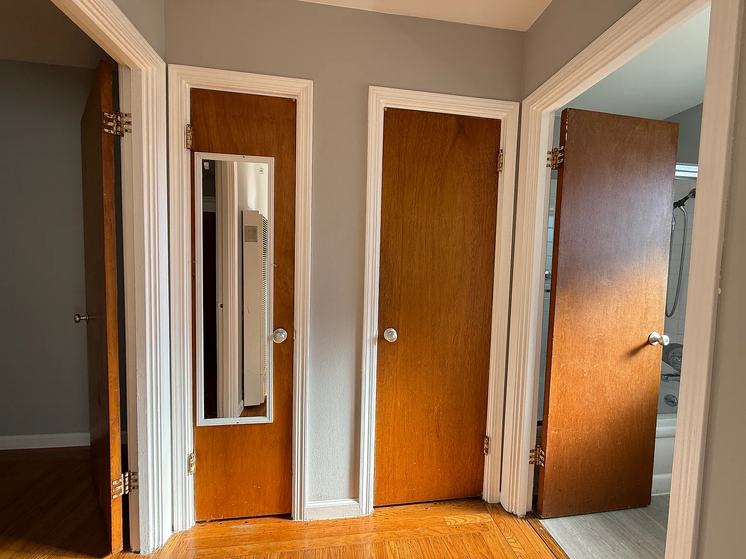 1 bed, 500 sqft, $2,200 — Photo 4