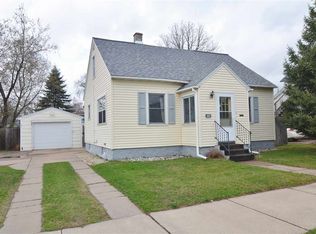 1030 S 9th Ave, Wausau, WI 54401