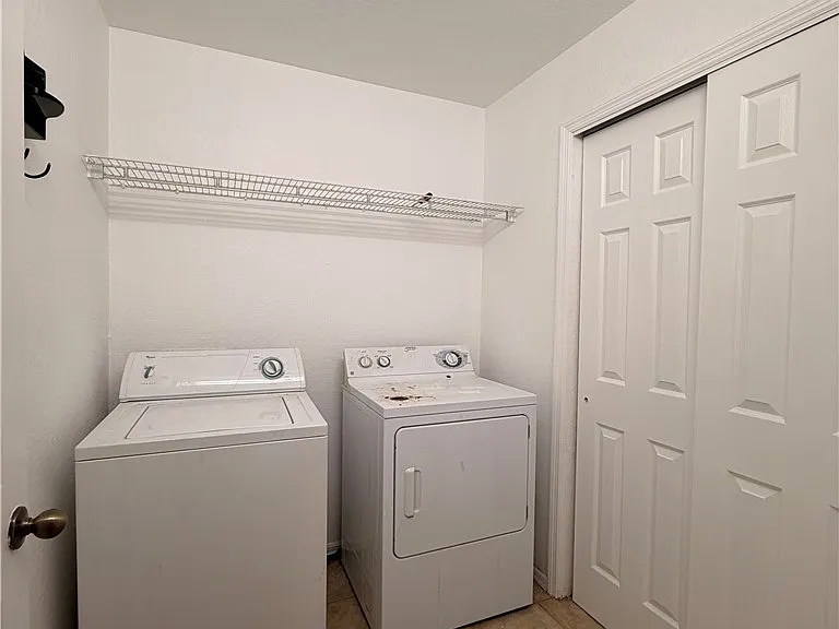 8360 Silver Birch Way — Photo 30
