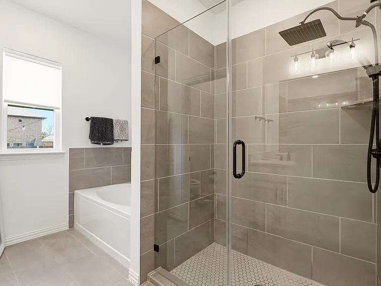 721 Declaration Dr — Photo 18