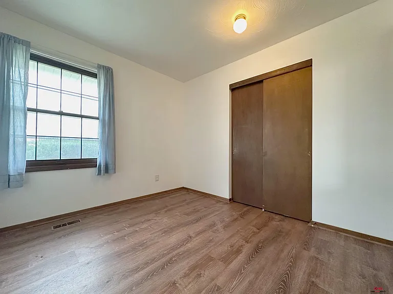 7130 Walker Ave — Photo 24