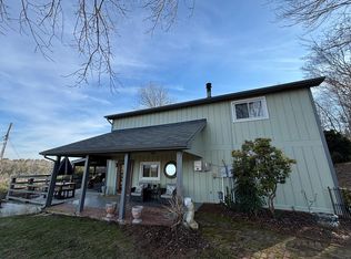 1280 Swinney Hollow Rd, Fries, VA 24330
