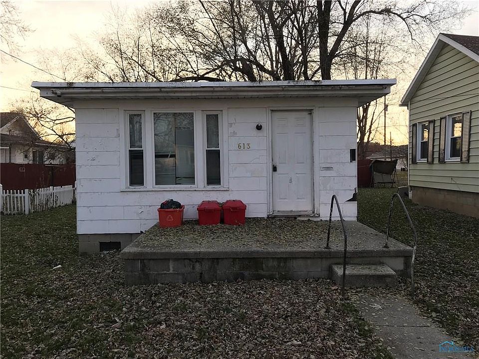 1st image of 613 Jefferson St