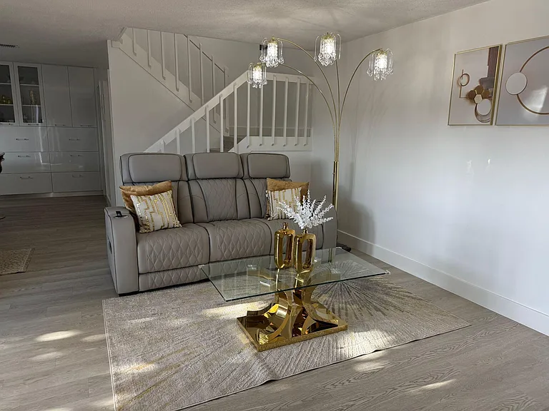 21 Lake Arbor Dr — Photo 3