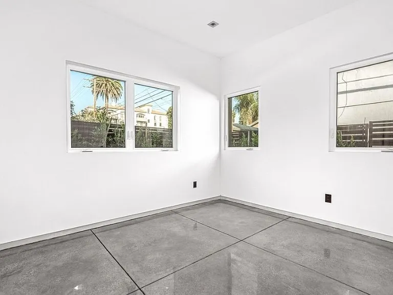 2334 Louella Ave — Photo 11