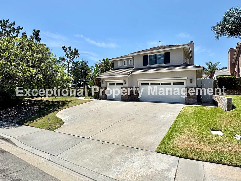 14855 Hedge Row Ct — Photo 29
