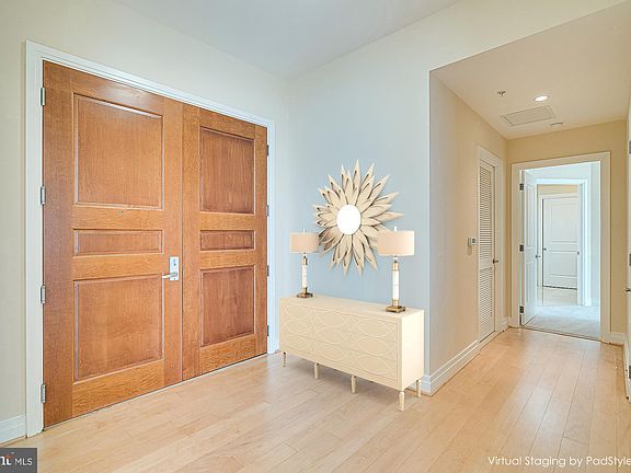 5th image of 8220 Crestwood Heights Dr APT 1818