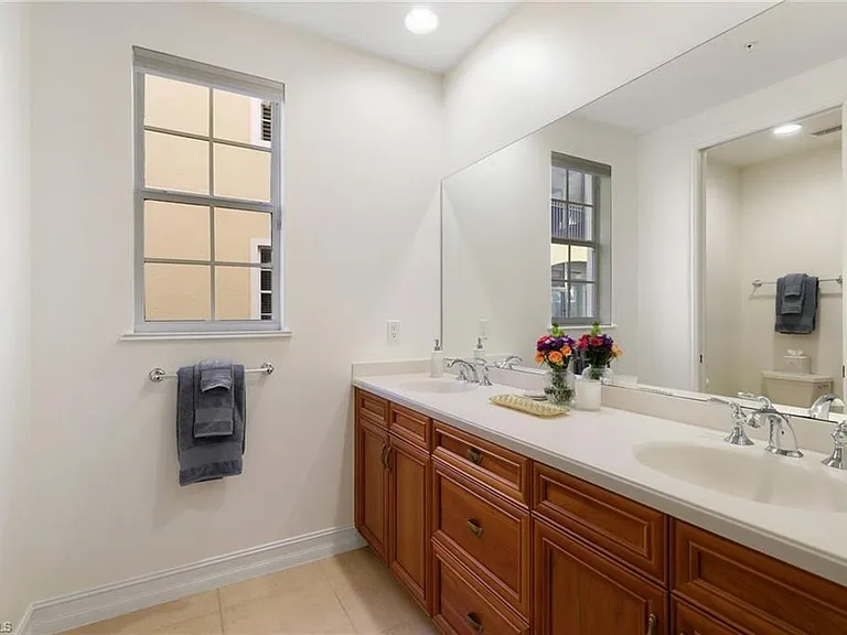 10821 Vivaldi Ct #1901 — Photo 17