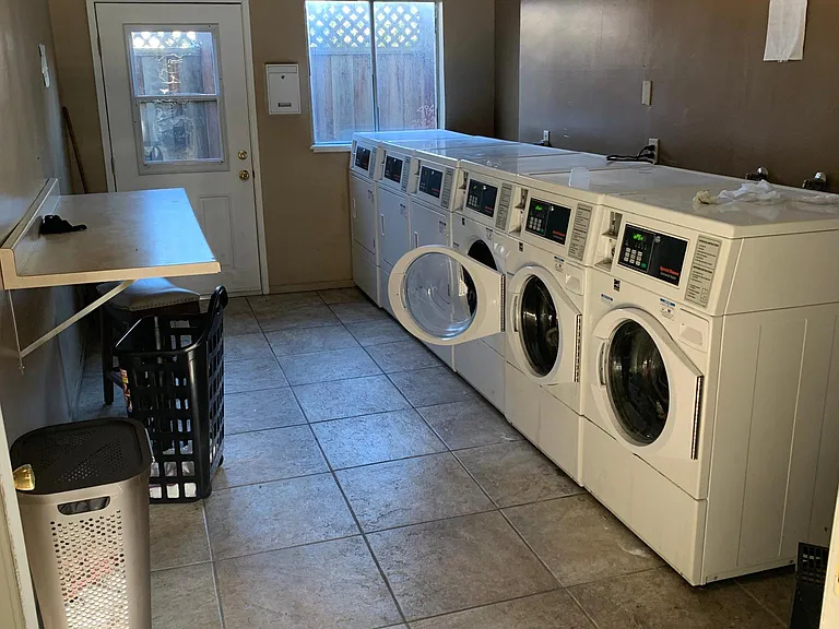 1077 Topaz Ave #17 — Photo 14