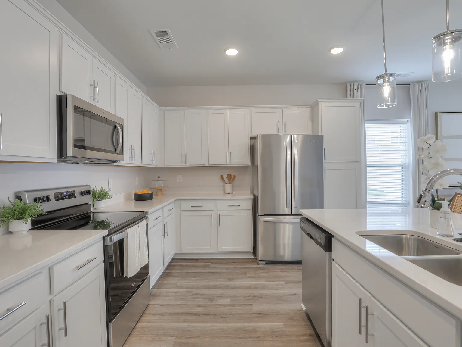 1801 Townhomes — Photo 4