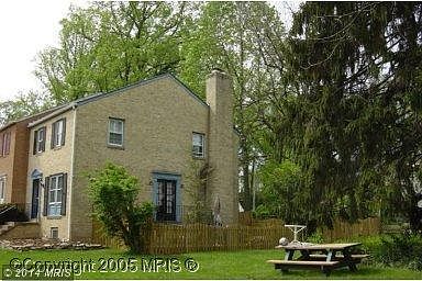 2nd image of 1010 Ellison Sq