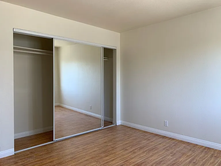 2251 Crenshaw Blvd Residences — Photo 18