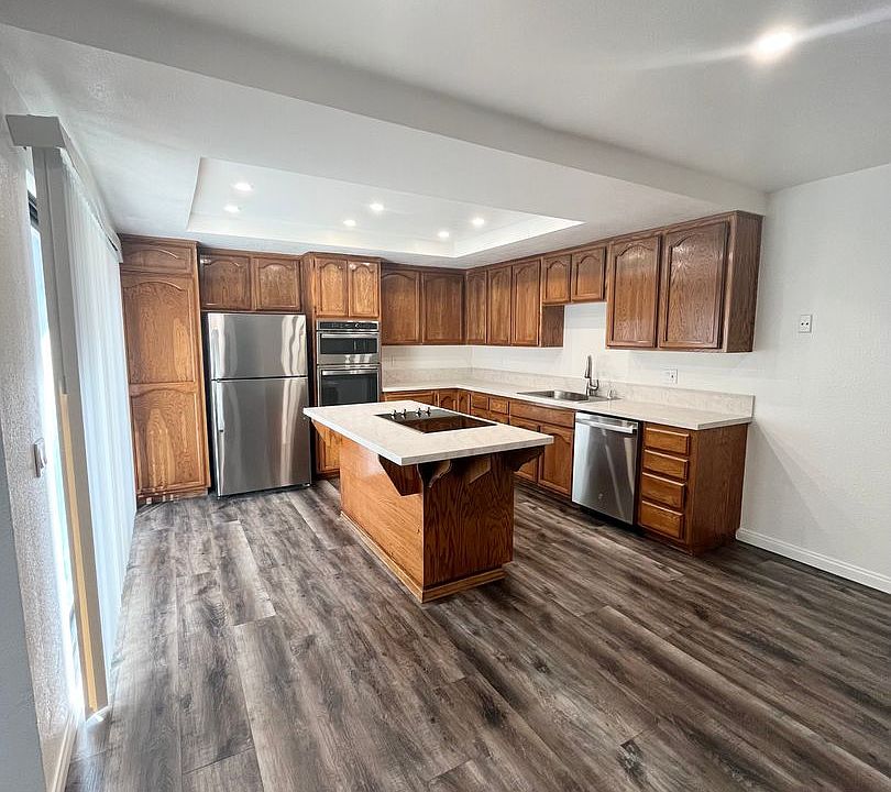 1st image of 2114 Oliver Ave #A