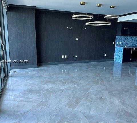 4th image of 650 NE 32nd St Unit 3003
