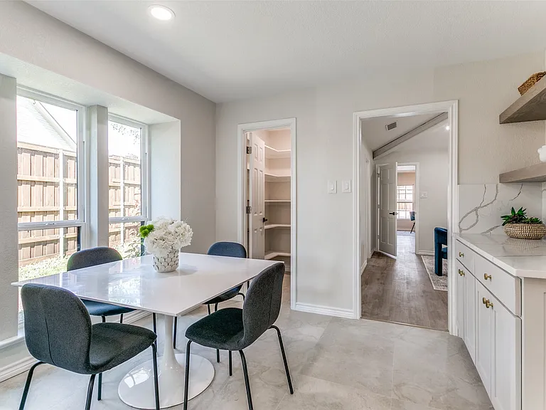 17402 Oakington Ct — Photo 11