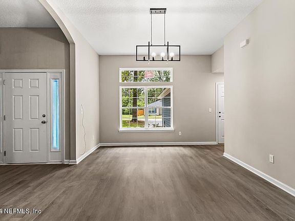 5th image of 5445 POTOMAC Avenue