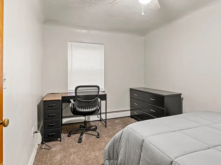 415 Volkert Pl — Photo 9