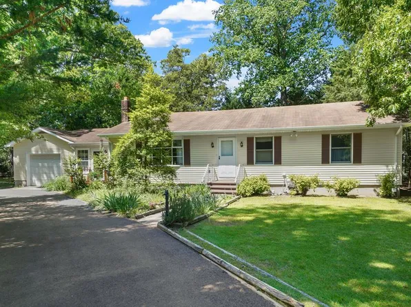 37178 Buoy Ct, Greenbackville, VA 23356