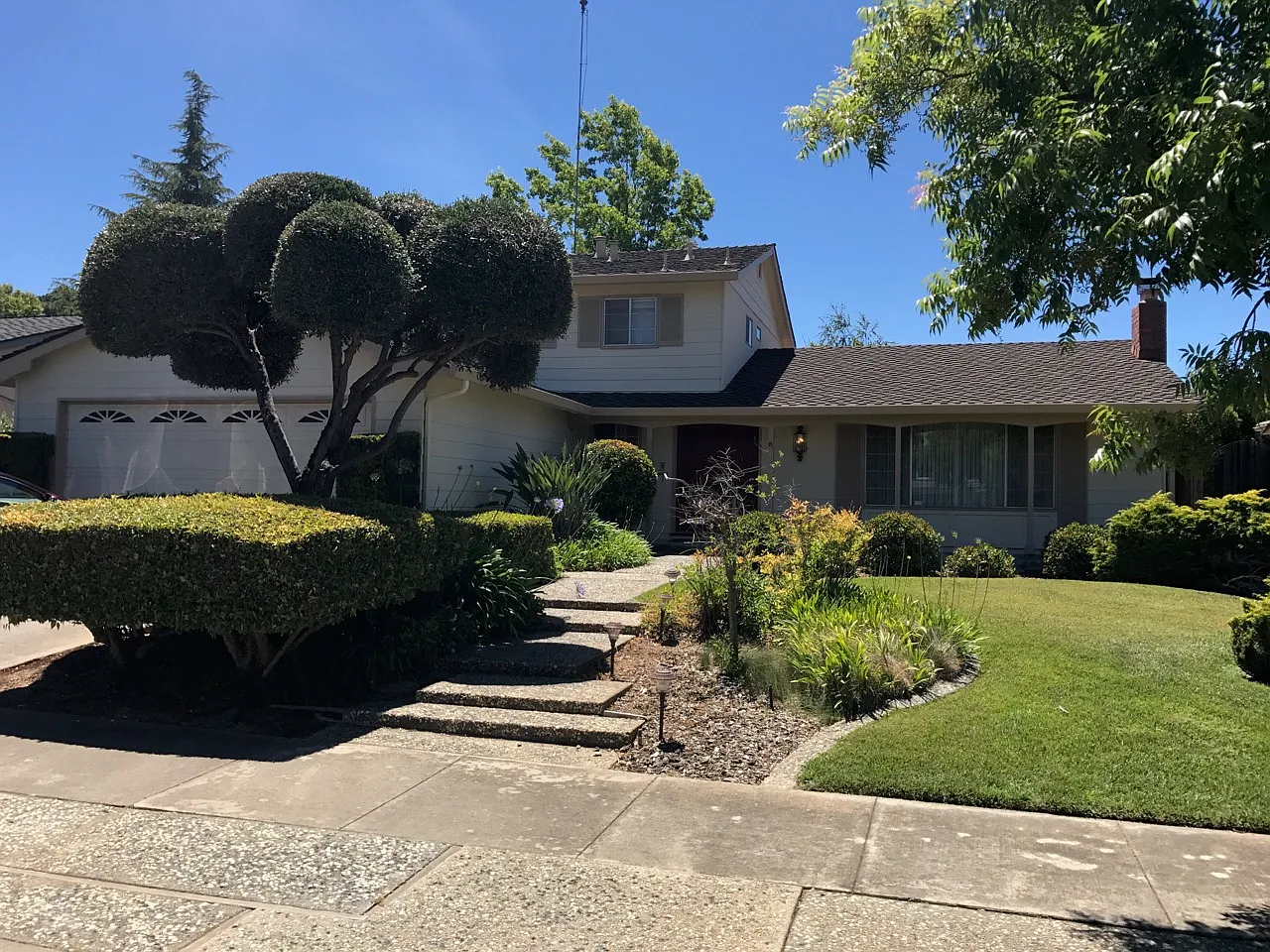 10885 Dryden Ave photo 1