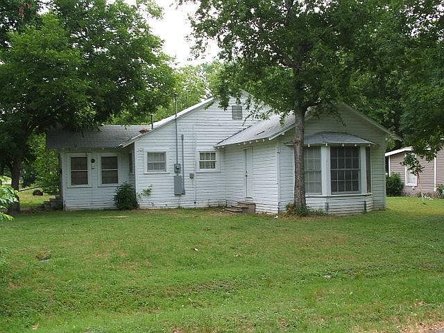 1st image of 507 S Throckmorton Ave