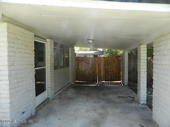 3rd image of 2233 MONTEAU Drive