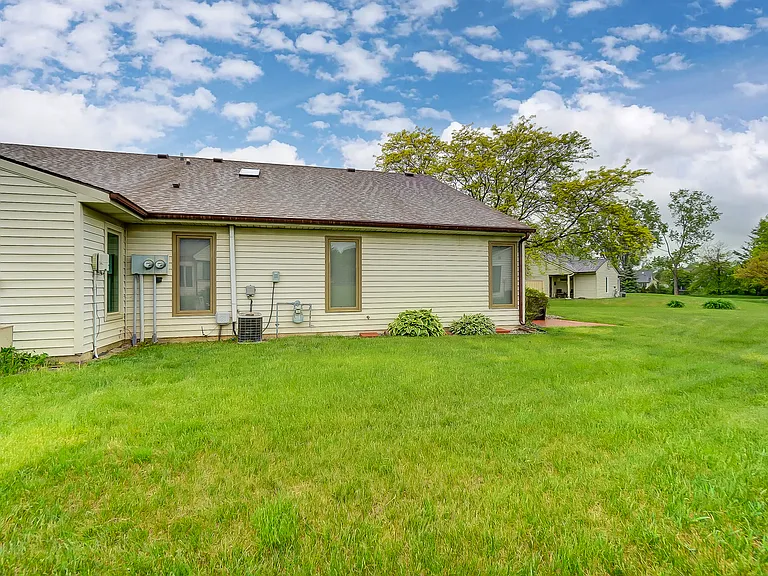 10610 Wood Flower Ct — Photo 31