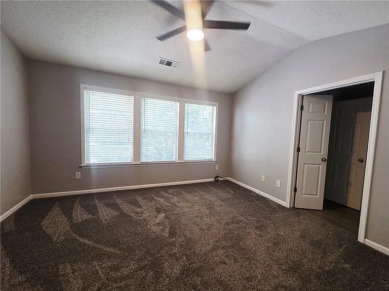 4645 Valais Ct #87 — Photo 9