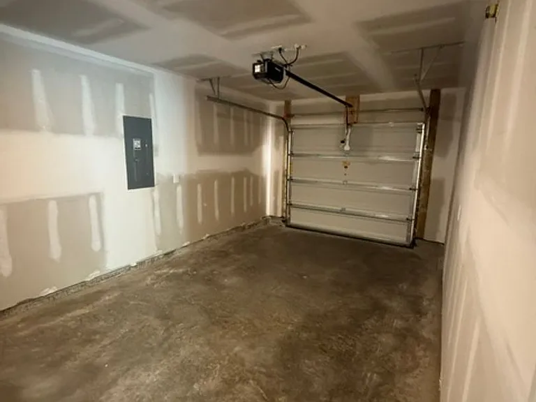 16 Cashmere Ct — Photo 18
