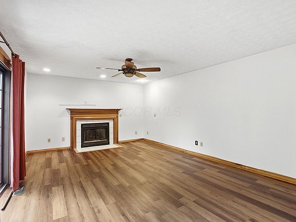 5th image of 5611 Belle Oak Dr