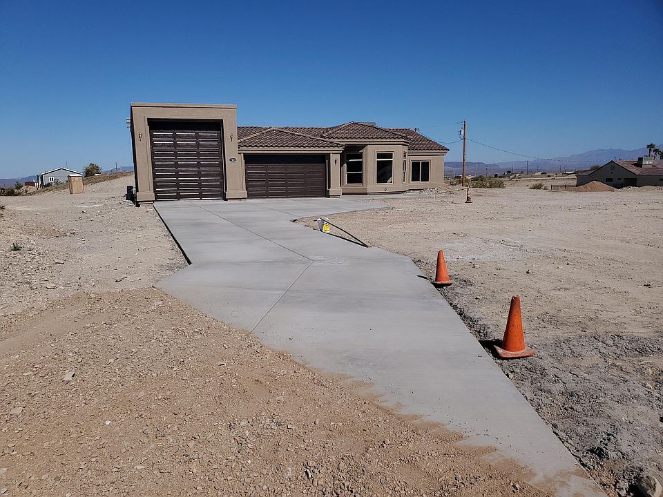 2nd image of 7808 N Sky View Dr